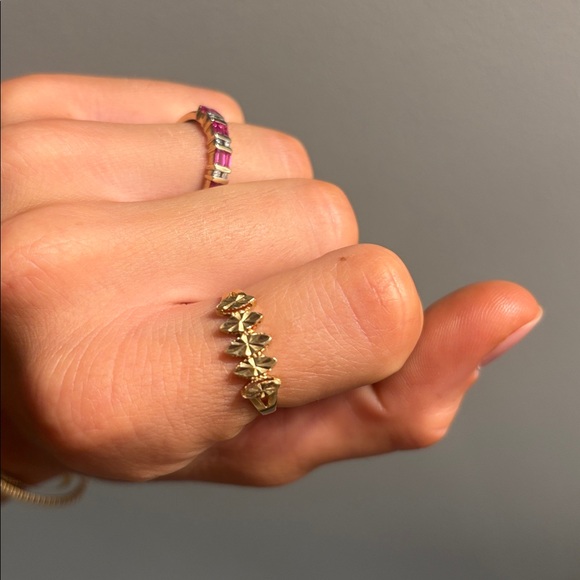 Vintage ✨Marquise Diamond Cut Ring 14k Yellow Gold - Picture 3 of 10